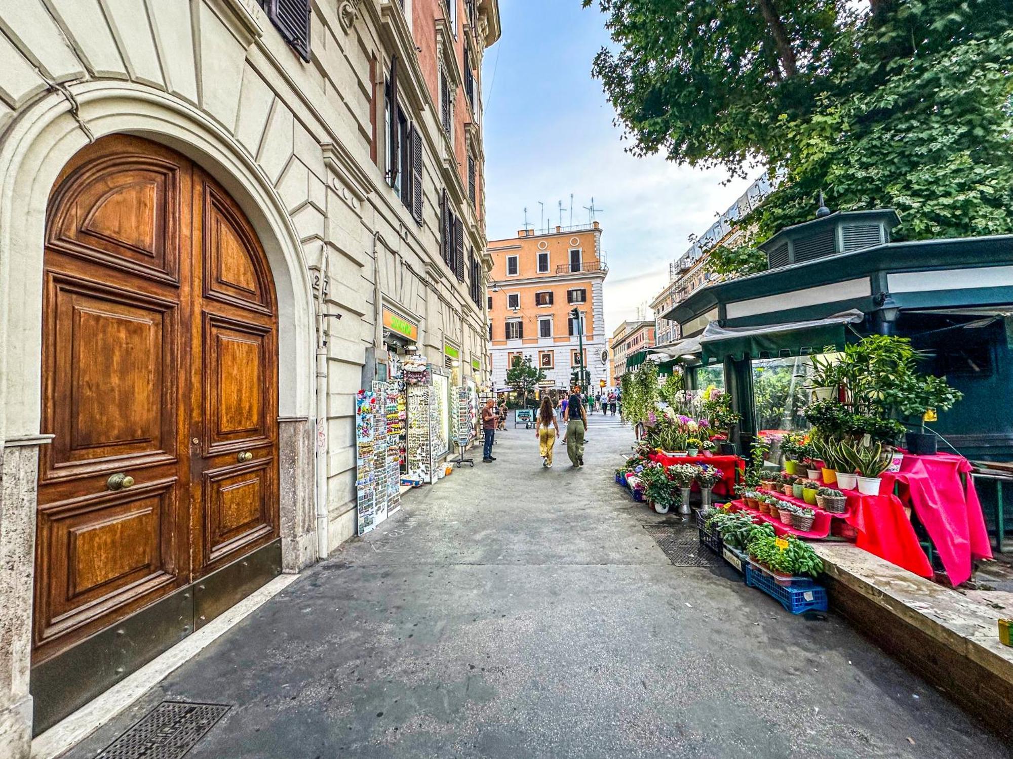 Apartment Giulio Cesare 237 Rom